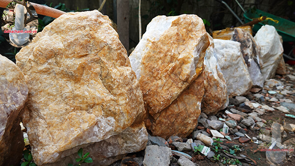 Ứng dụng của đá thạch anh nguyên khối