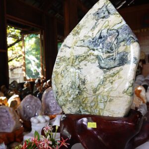 Trụ đá cẩm thạch tự nhiên phong thủy mang lại  sức khỏe, may mắn và bình an | Hợp mệnh Mộc và Hỏa - CT05