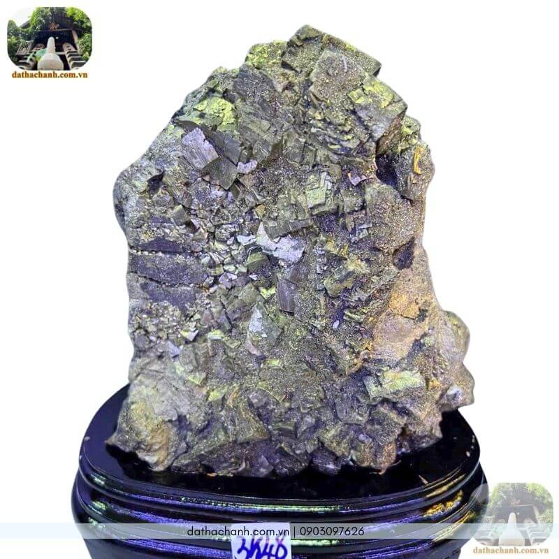 Đá vàng găm phong thủy: Công dụng, cách dùng & Bí quyết trấn trạch đại cát 12 vàng găm phong thủy