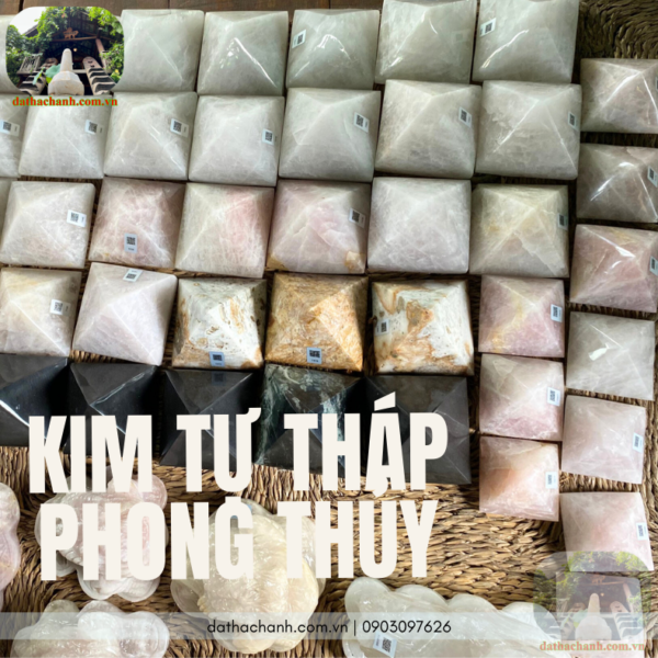 kim tự tháp thạch anh hồng