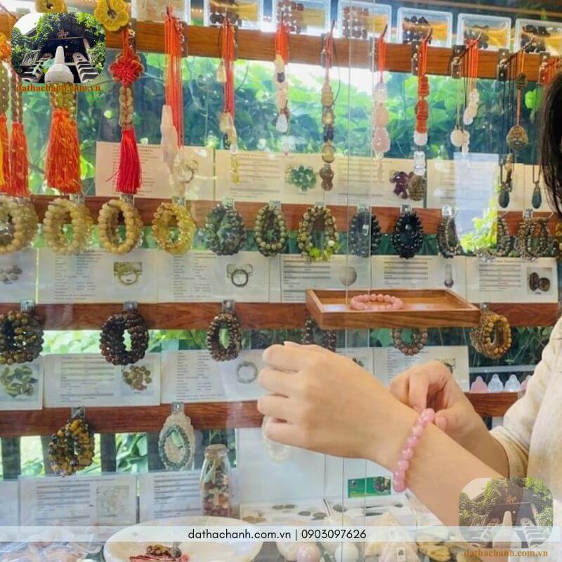 vòng tay thạch anh hồng