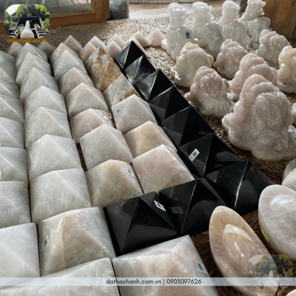 đá núi lửa obsidian