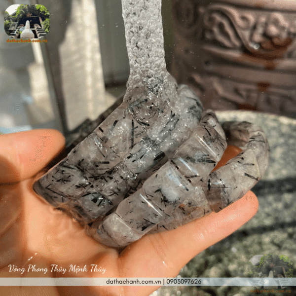 vòng phong thủy mệnh thủy