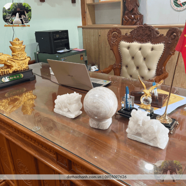 vòng đá cho mệnh kim