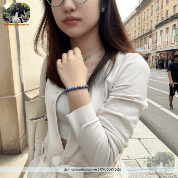 vòng đá phong thủy mệnh Mộc