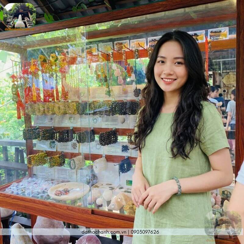 vòng phong thủy mệnh Mộc nữ