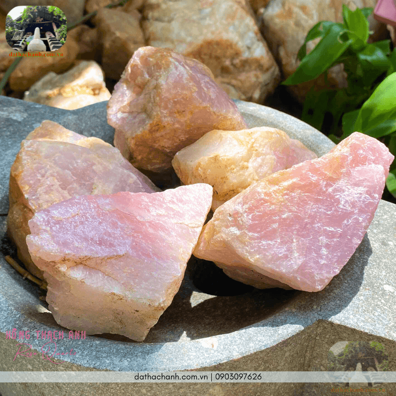 Hồng thạch anh thiên nhiên mang năng lượng an lành và sức sống mới 42 hồng thạch anh