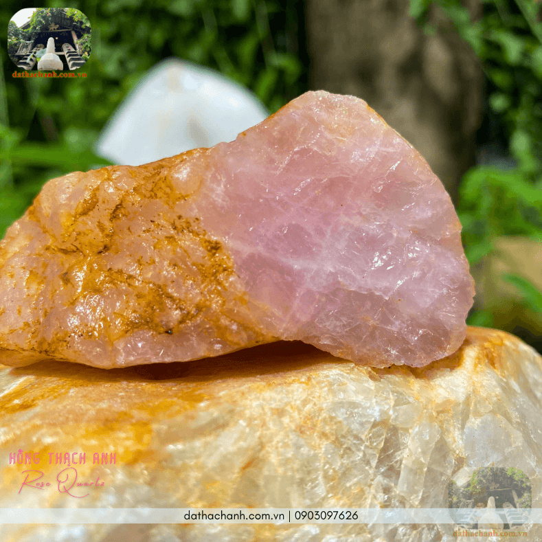 Hồng thạch anh thiên nhiên mang năng lượng an lành và sức sống mới 36 hồng thạch anh