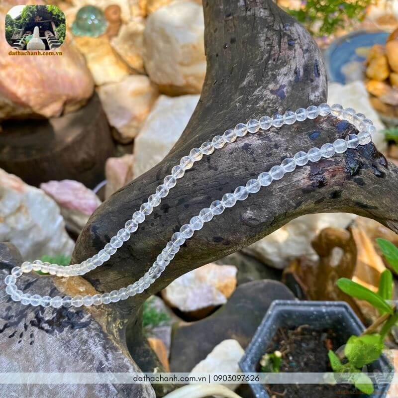 vòng cổ thạch anh trắng