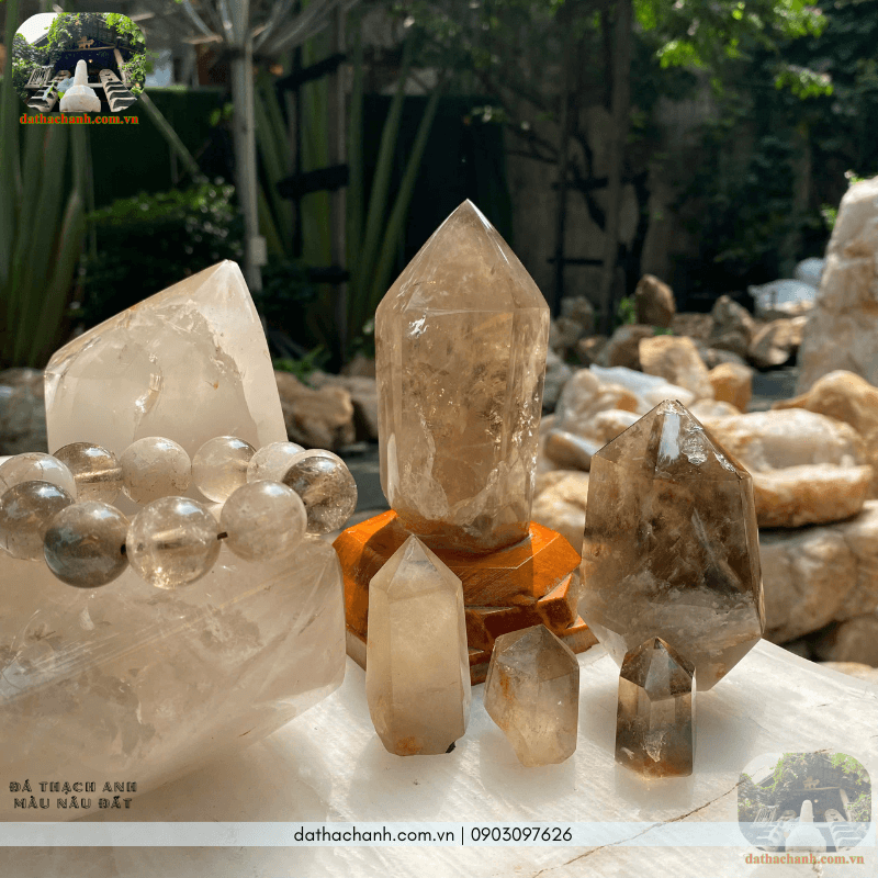 Đá thạch anh màu nâu đất tự nhiên - Nền tảng vững chắc, mang lại sự ổn định toàn diện 40 đá thạch anh màu nâu đất