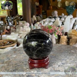 quả cầu thạch anh đen