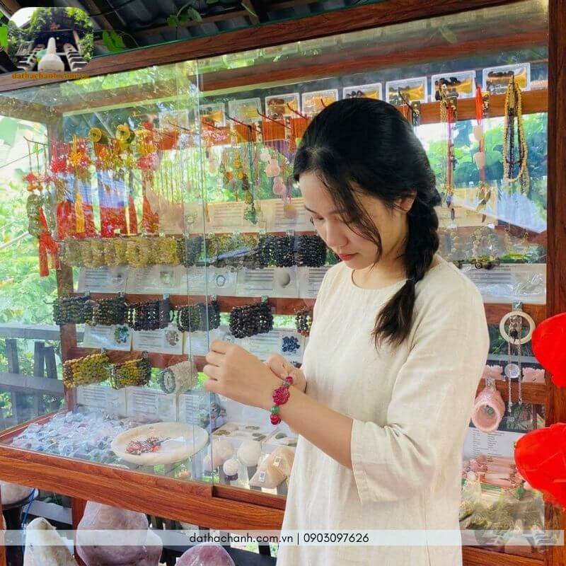 Vòng đá ruby hồng nam phi mix hồ ly (10ly) thu hút vượng khí, gắn kết nhân duyên 26 vòng đá ruby hồng
