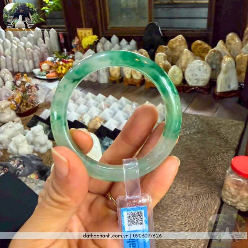 vòng kiềng đá thạch anh xanh