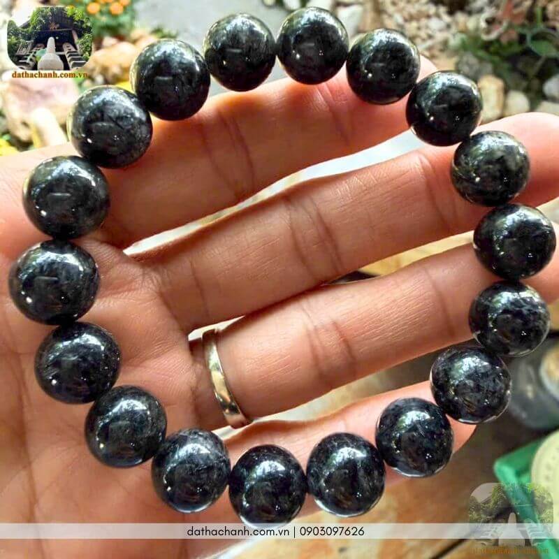 vòng thạch anh tóc đen