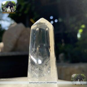 đá thạch anh trắng trong suốt